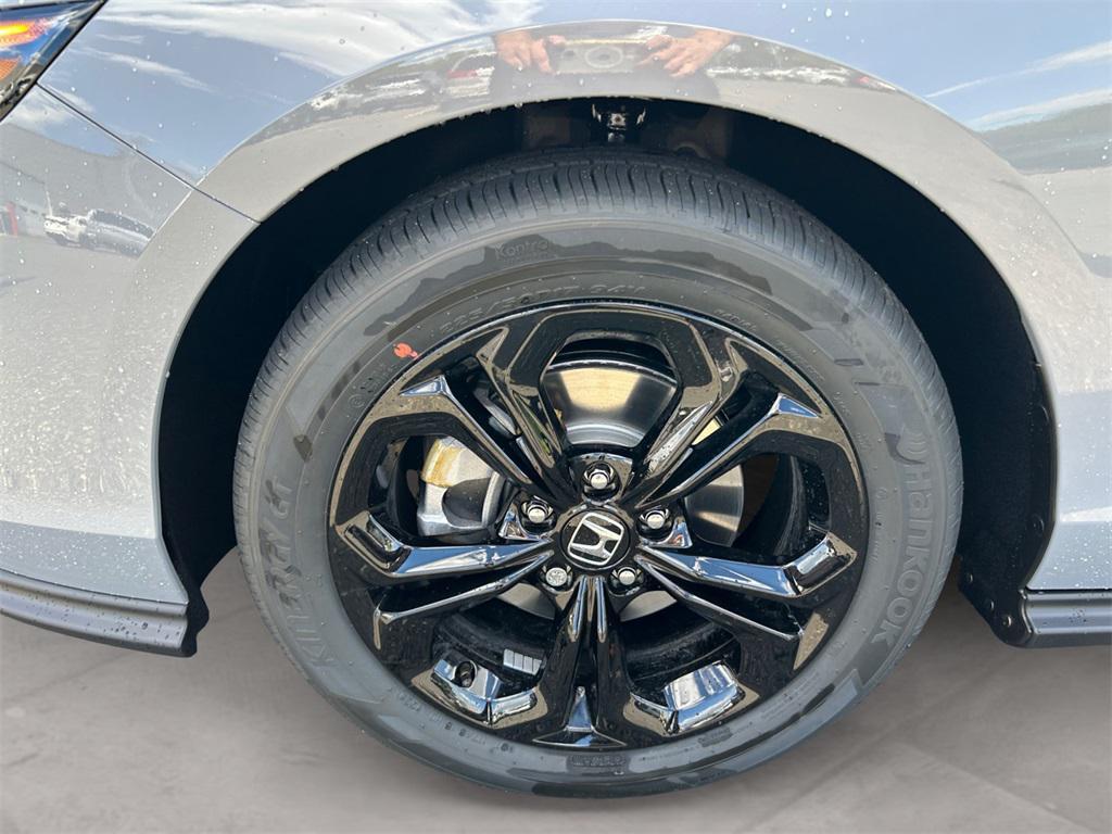 new 2025 Honda Accord car, priced at $32,165