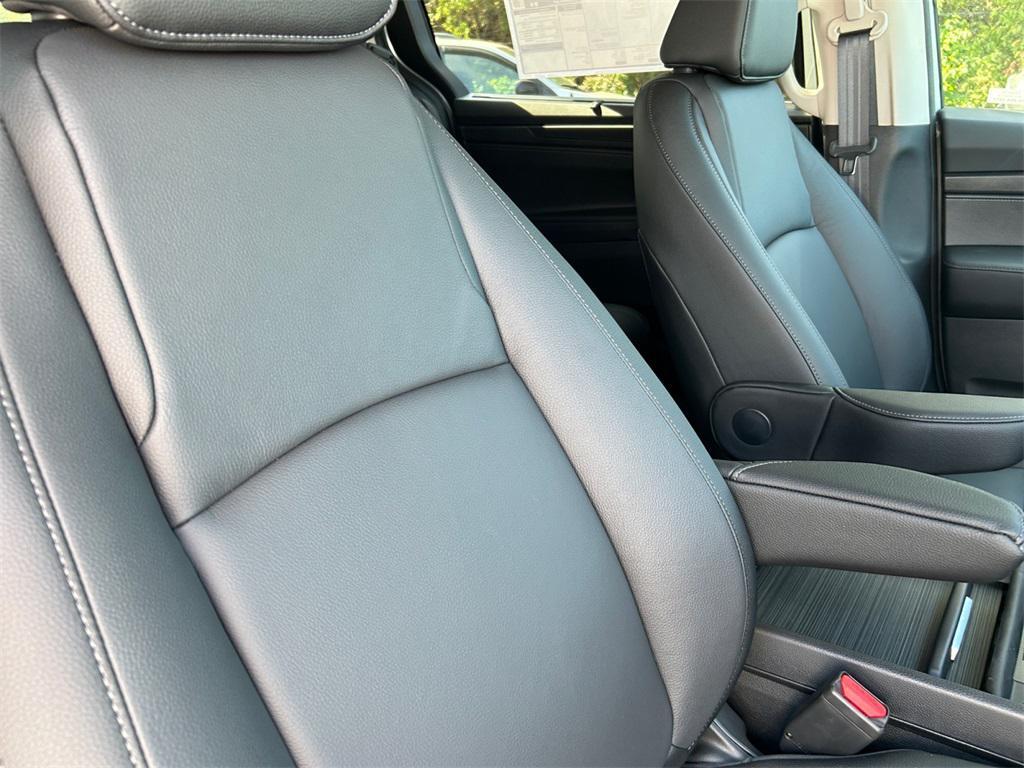 new 2026 Honda Odyssey car, priced at $44,885