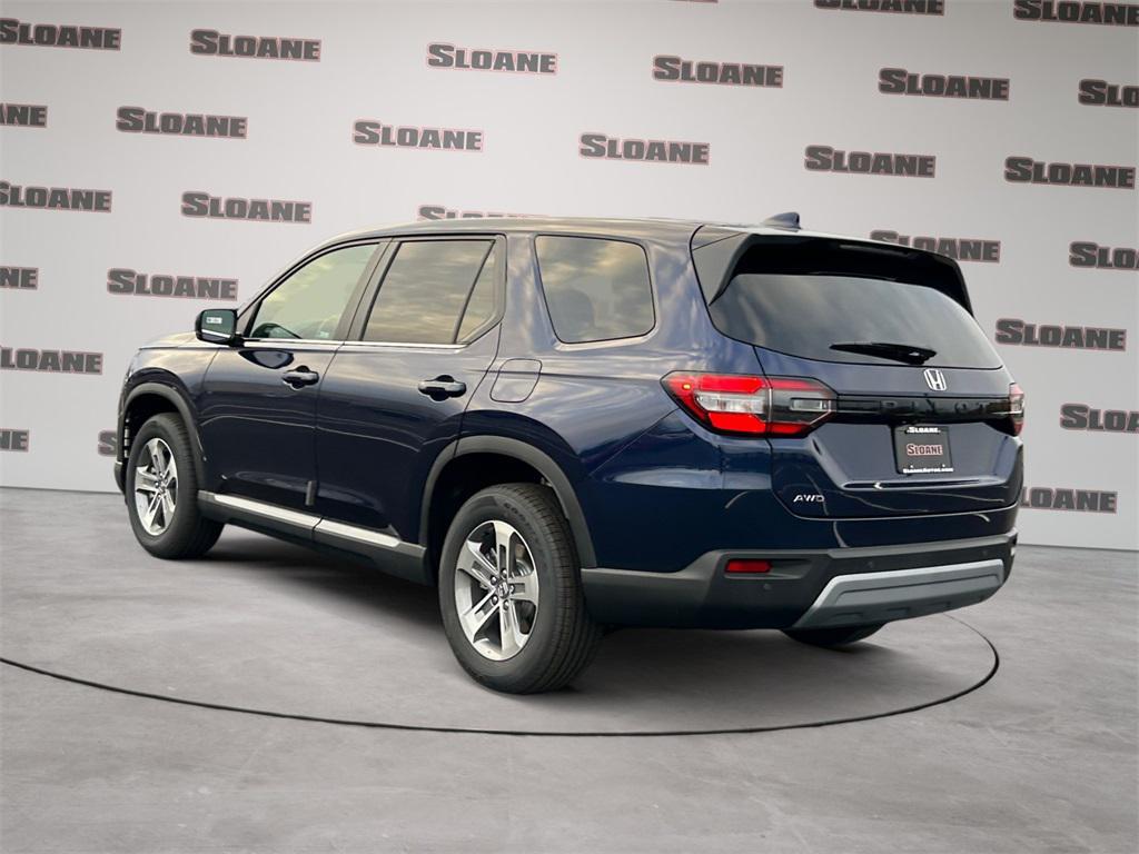 new 2025 Honda Pilot car, priced at $47,095
