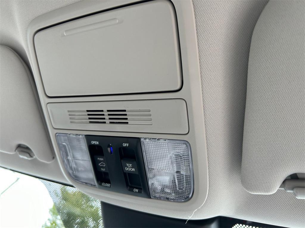 new 2026 Honda Odyssey car, priced at $44,745