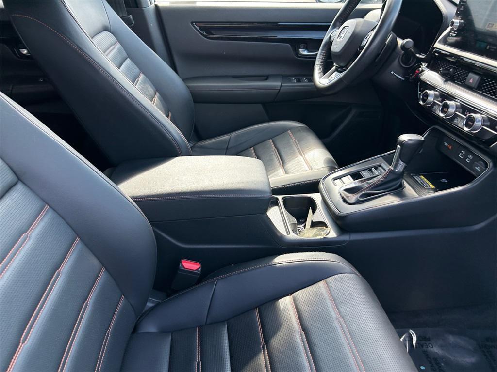 used 2023 Honda CR-V Hybrid car, priced at $33,626