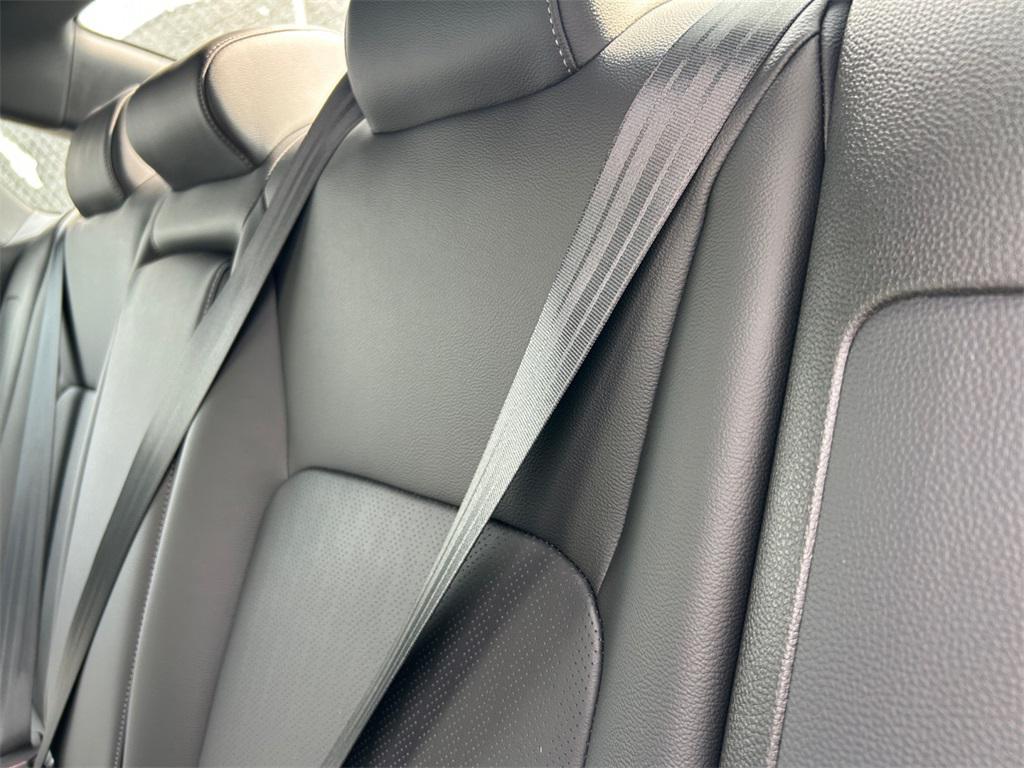 new 2026 Honda Civic Hybrid car, priced at $33,445