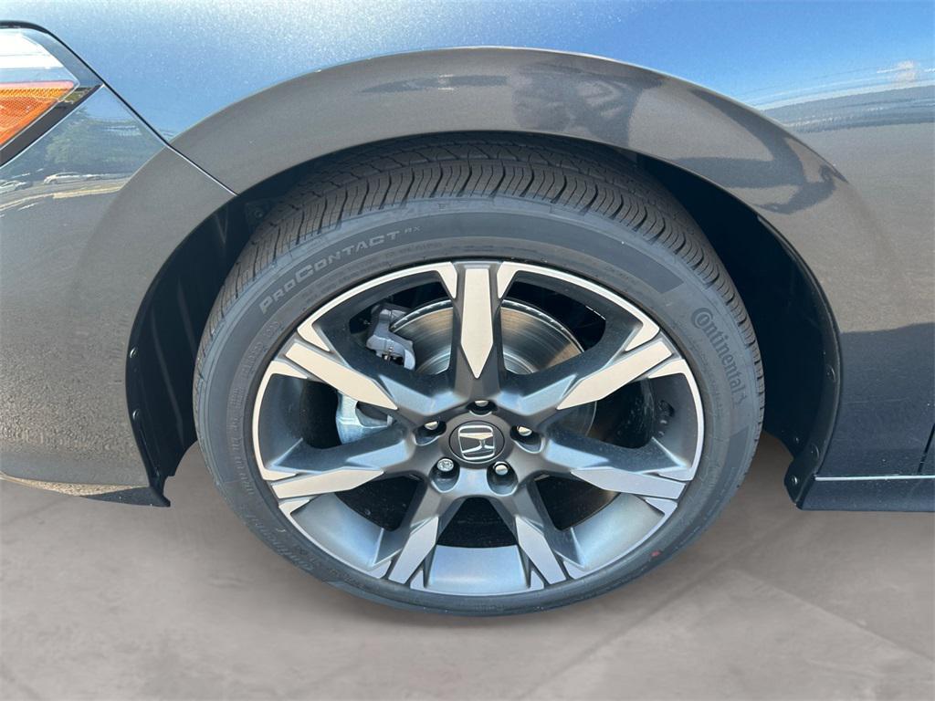 new 2026 Honda Civic Hybrid car, priced at $33,445