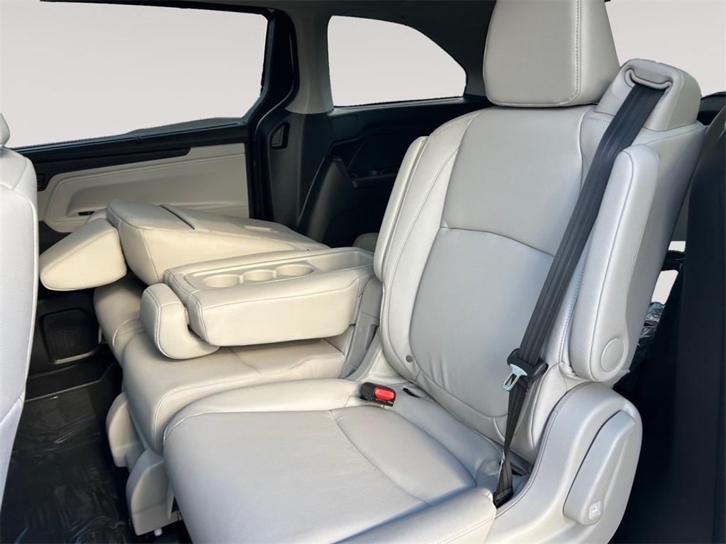 new 2026 Honda Odyssey car, priced at $44,745