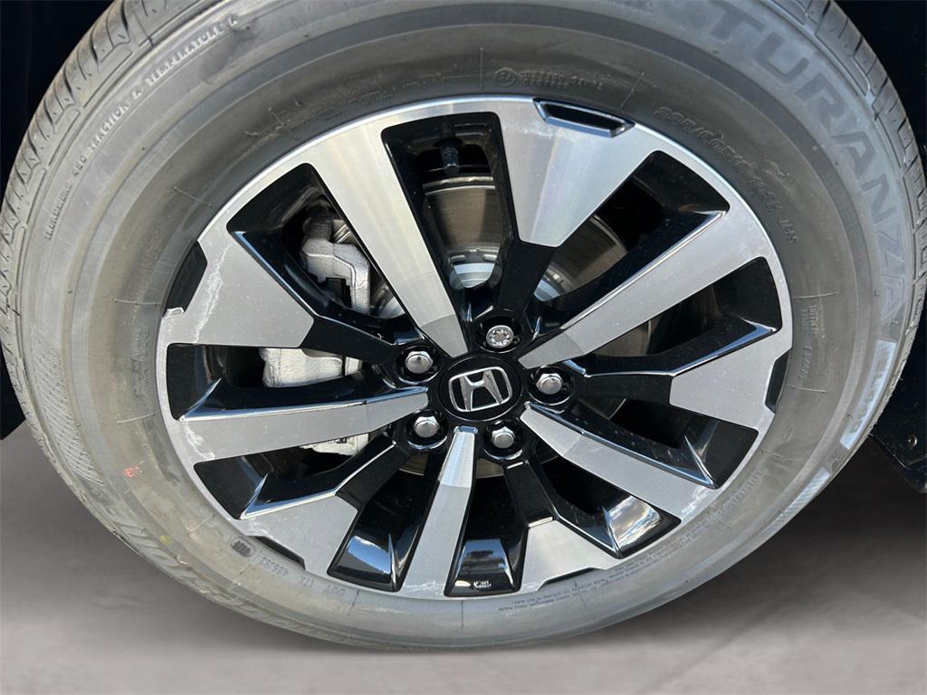 new 2026 Honda Odyssey car, priced at $44,745