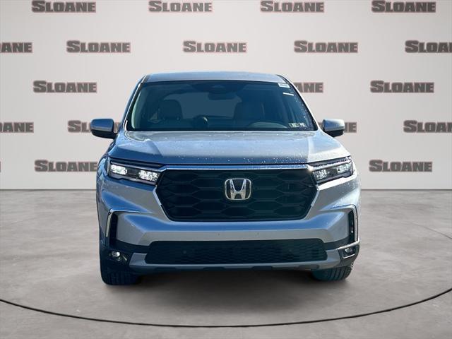 new 2025 Honda Pilot car, priced at $48,530