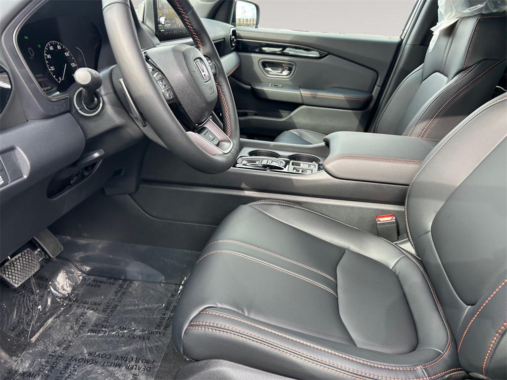 new 2025 Honda Pilot car, priced at $50,895