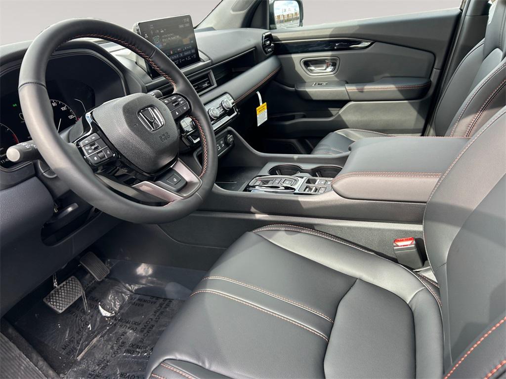 new 2025 Honda Pilot car, priced at $50,895
