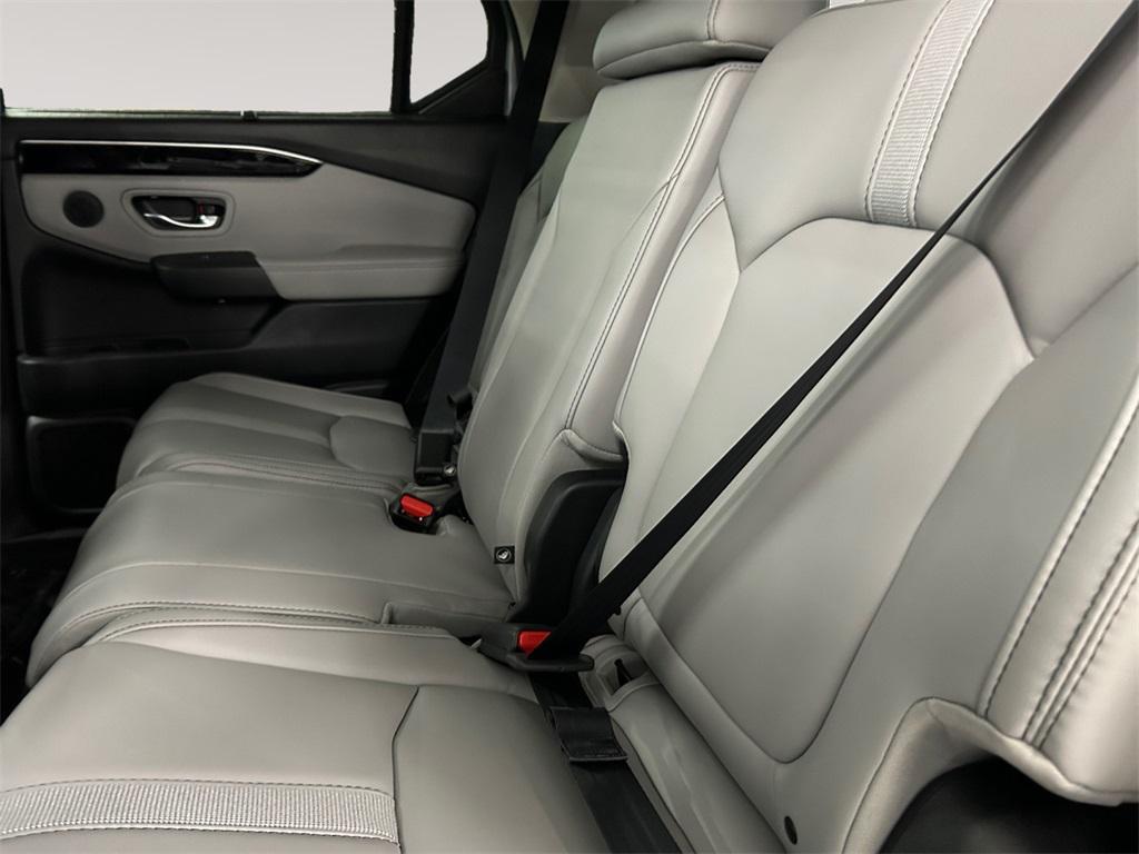 new 2025 Honda Pilot car, priced at $51,095