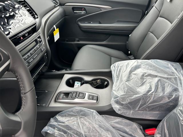 new 2025 Honda Ridgeline car, priced at $44,885