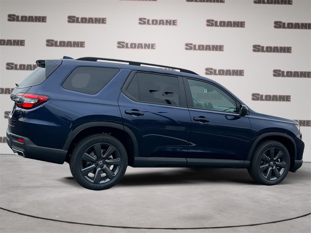 new 2025 Honda Pilot car, priced at $43,795