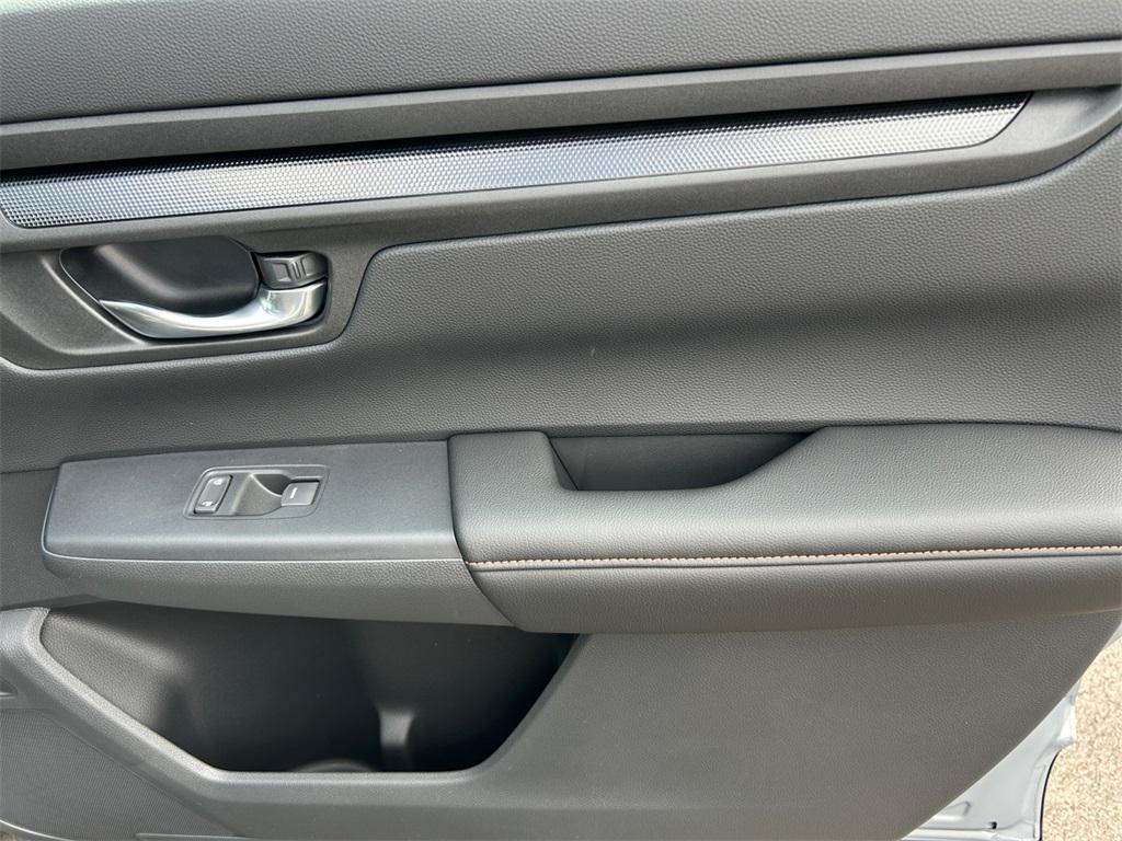 new 2026 Honda CR-V Hybrid car, priced at $42,075