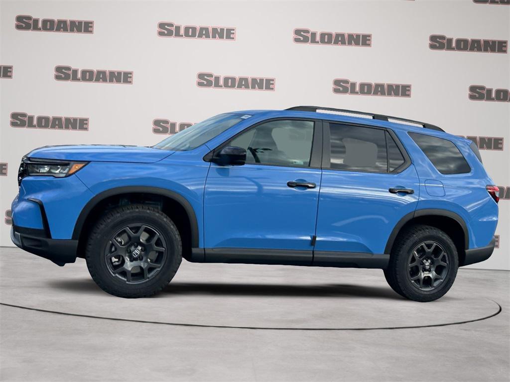 new 2025 Honda Pilot car, priced at $51,350