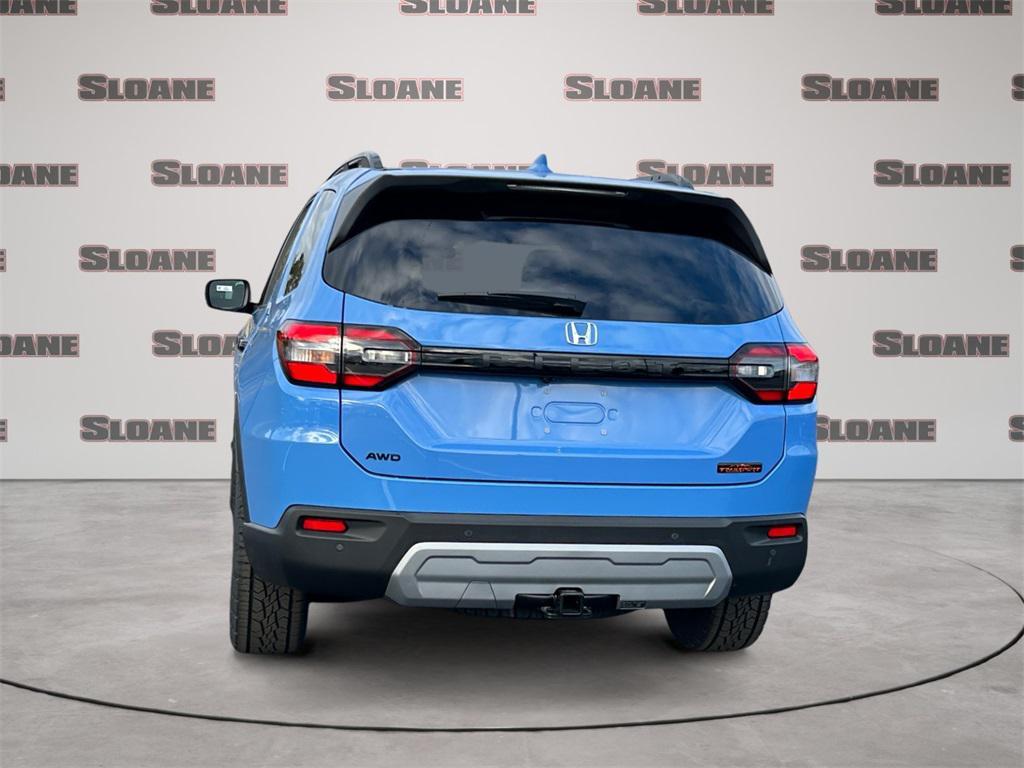 new 2025 Honda Pilot car, priced at $51,350