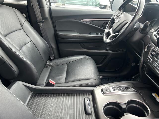 used 2022 Honda Passport car, priced at $27,543
