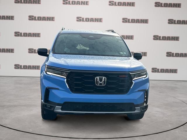 new 2025 Honda Pilot car, priced at $51,305