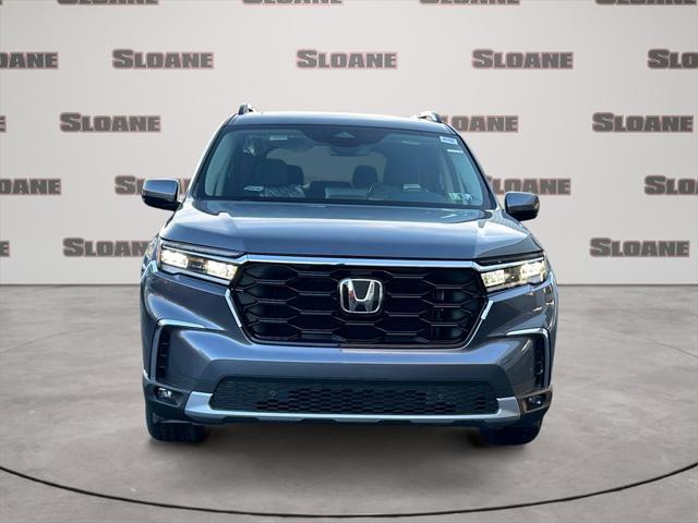 new 2025 Honda Pilot car, priced at $50,995