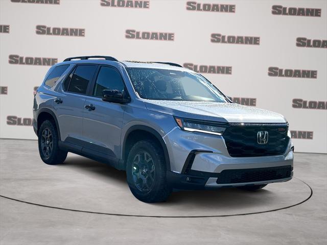 new 2025 Honda Pilot car, priced at $50,795