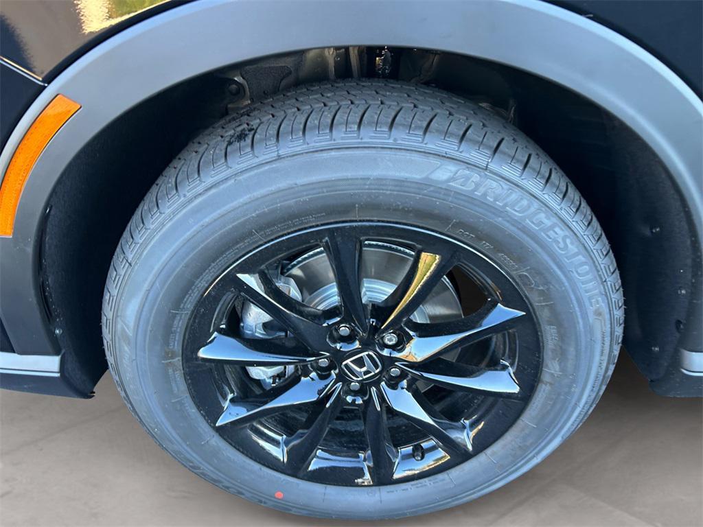 new 2026 Honda CR-V Hybrid car, priced at $38,580