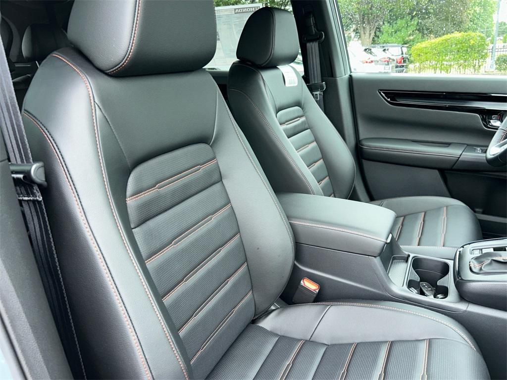 new 2026 Honda CR-V Hybrid car, priced at $44,155