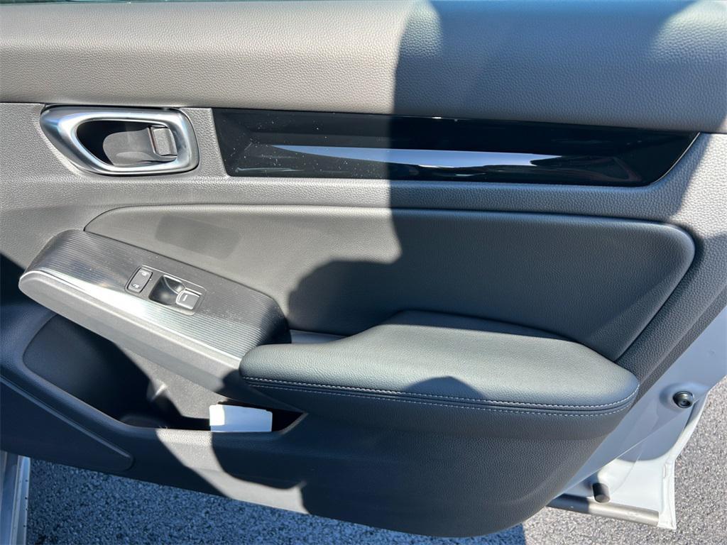 new 2026 Honda Civic Hybrid car, priced at $35,145