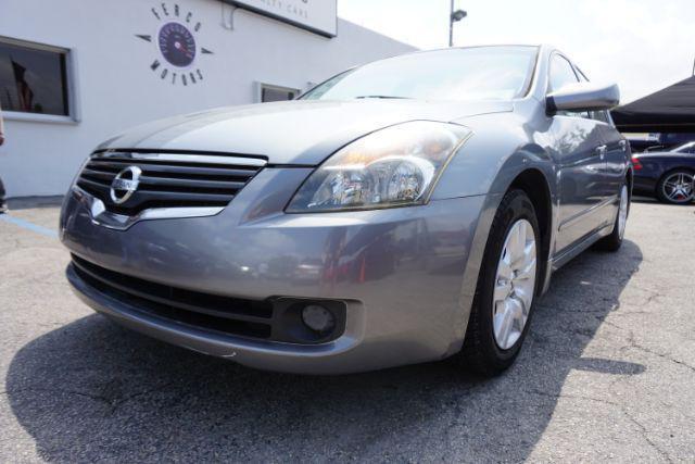 used 2009 Nissan Altima car, priced at $4,899