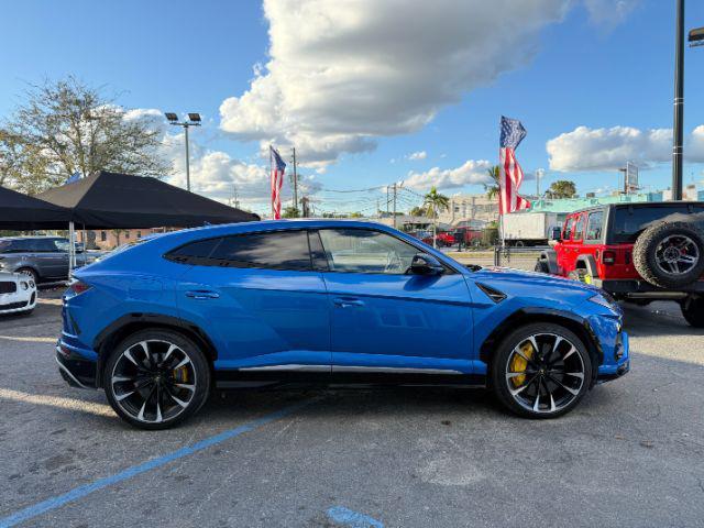 used 2020 Lamborghini Urus car, priced at $154,899