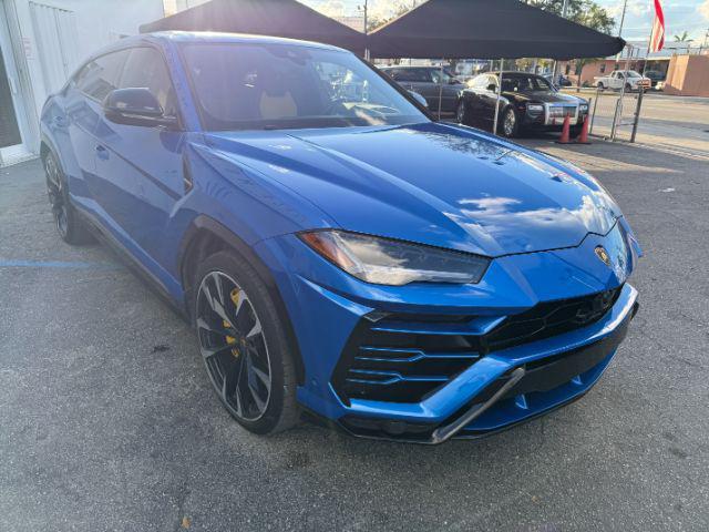 used 2020 Lamborghini Urus car, priced at $154,899