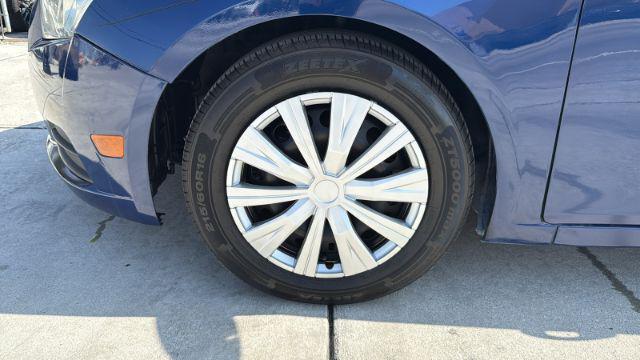 used 2012 Chevrolet Cruze car, priced at $6,899