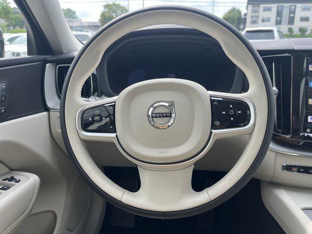 new 2025 Volvo XC60 car, priced at $55,360