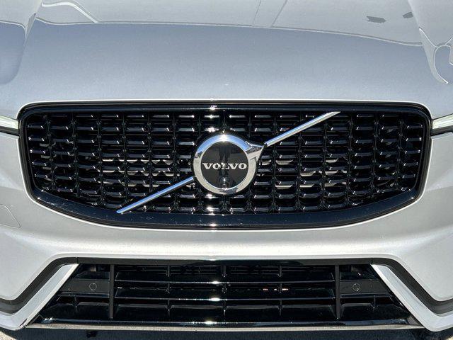 used 2022 Volvo XC60 car, priced at $33,896