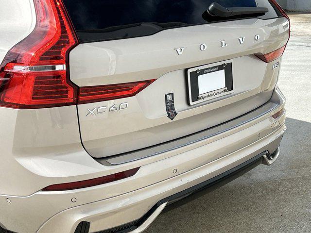 new 2025 Volvo XC60 car, priced at $60,635