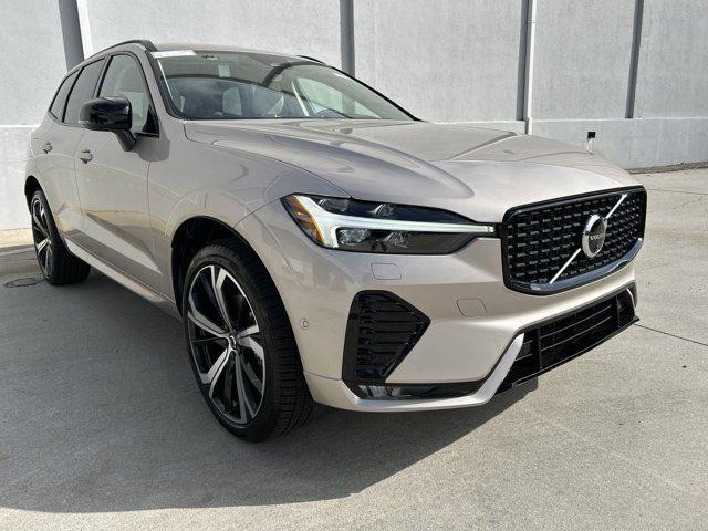 new 2025 Volvo XC60 car, priced at $60,635