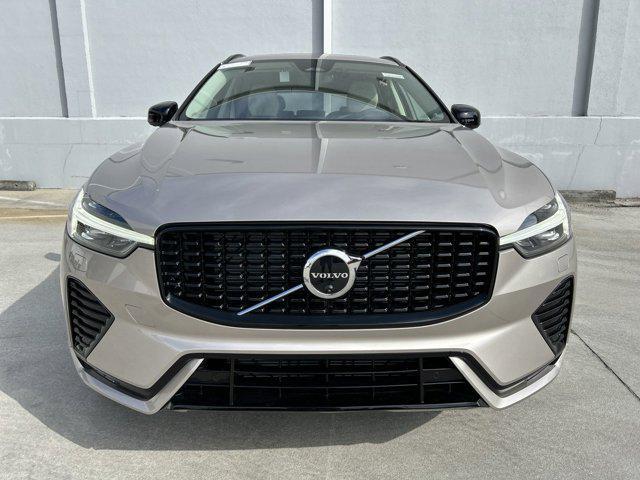 new 2025 Volvo XC60 car, priced at $60,635