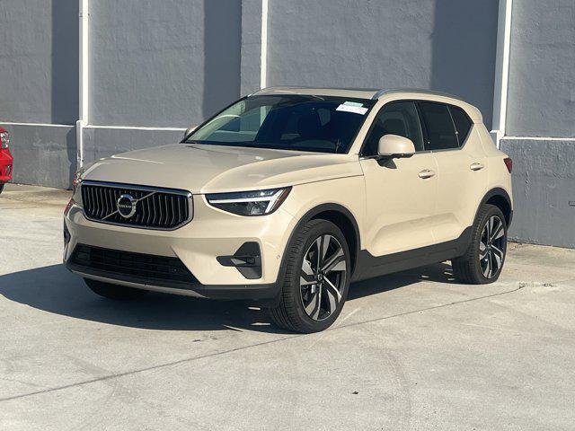 used 2025 Volvo XC40 car, priced at $41,898