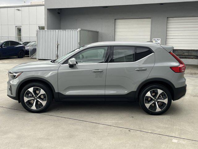 new 2025 Volvo XC40 car, priced at $45,485
