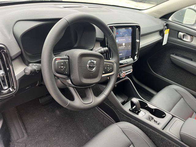 new 2025 Volvo XC40 car, priced at $45,485