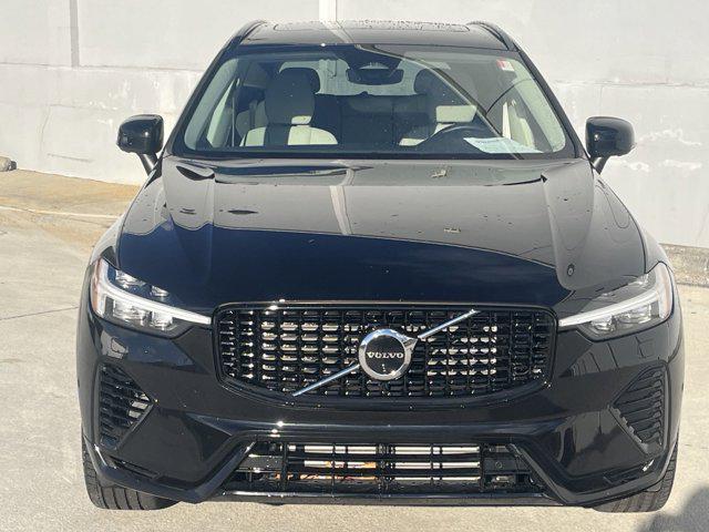 used 2024 Volvo XC60 Recharge Plug-In Hybrid car, priced at $51,896