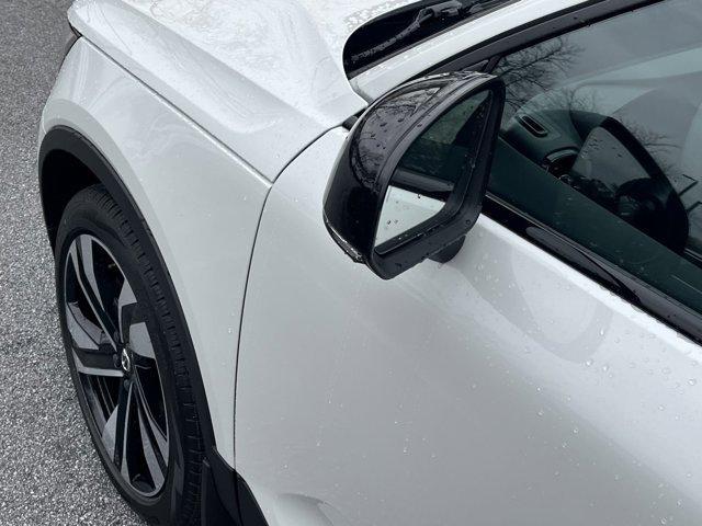 new 2025 Volvo XC40 car, priced at $51,995
