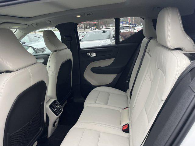 new 2025 Volvo XC40 car, priced at $51,995