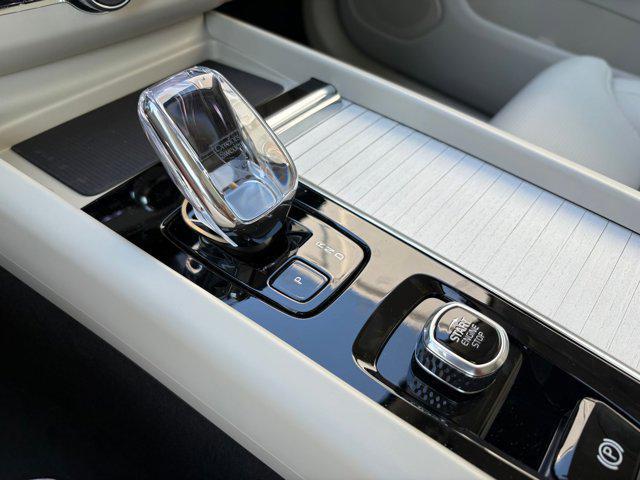 new 2026 Volvo XC60 Plug-In Hybrid car, priced at $75,235