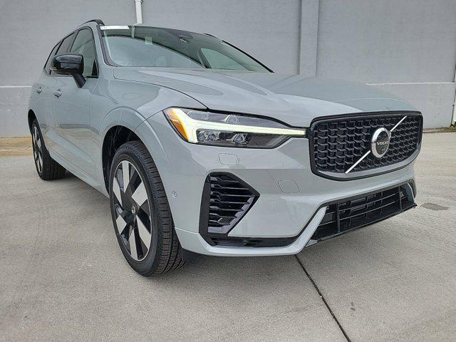 new 2025 Volvo XC60 Plug-In Hybrid car, priced at $66,235