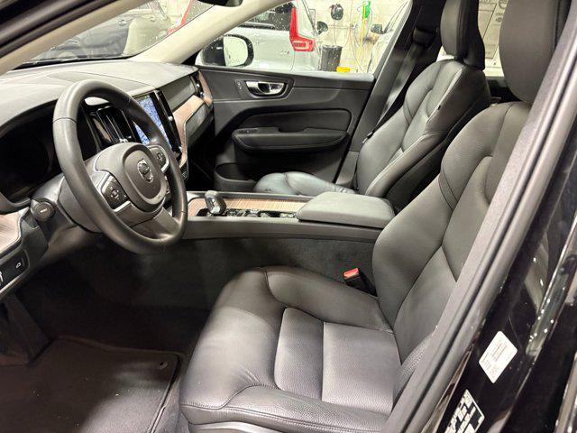 used 2022 Volvo XC60 car, priced at $35,898