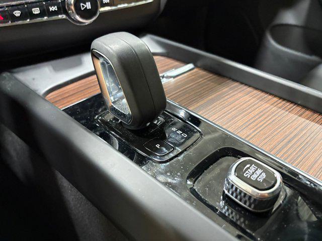 used 2022 Volvo XC60 car, priced at $35,898