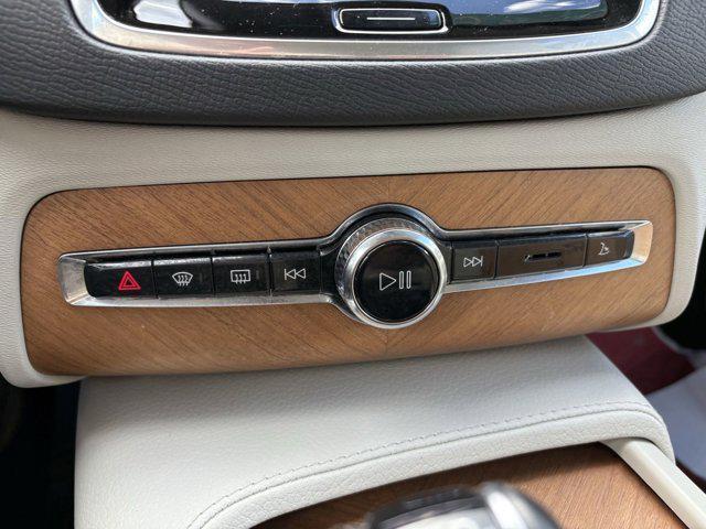 used 2022 Volvo XC90 car, priced at $38,896