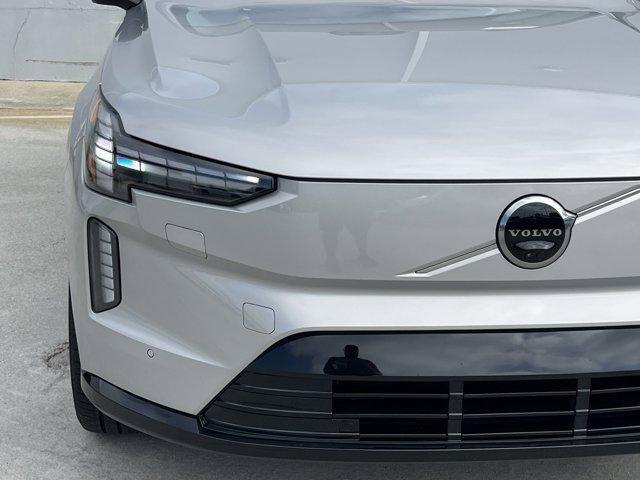 new 2025 Volvo EX90 car, priced at $90,990