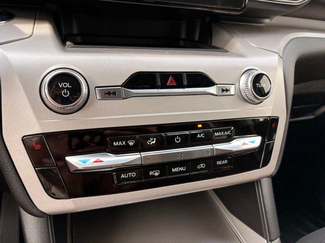 used 2023 Ford Explorer car, priced at $31,898