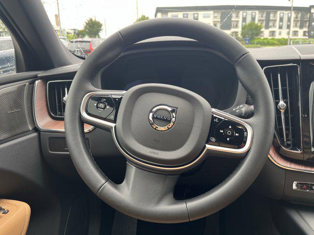 new 2025 Volvo XC60 car, priced at $60,660