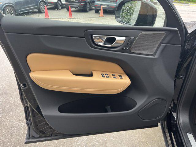 new 2025 Volvo XC60 car, priced at $60,660