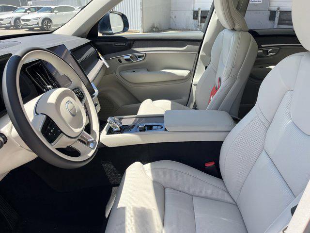 new 2025 Volvo XC90 Plug-In Hybrid car, priced at $82,405